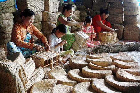 Ý nghĩa văn hóa và giá trị kinh tế của nghề đan lục bình Hậu Giang
